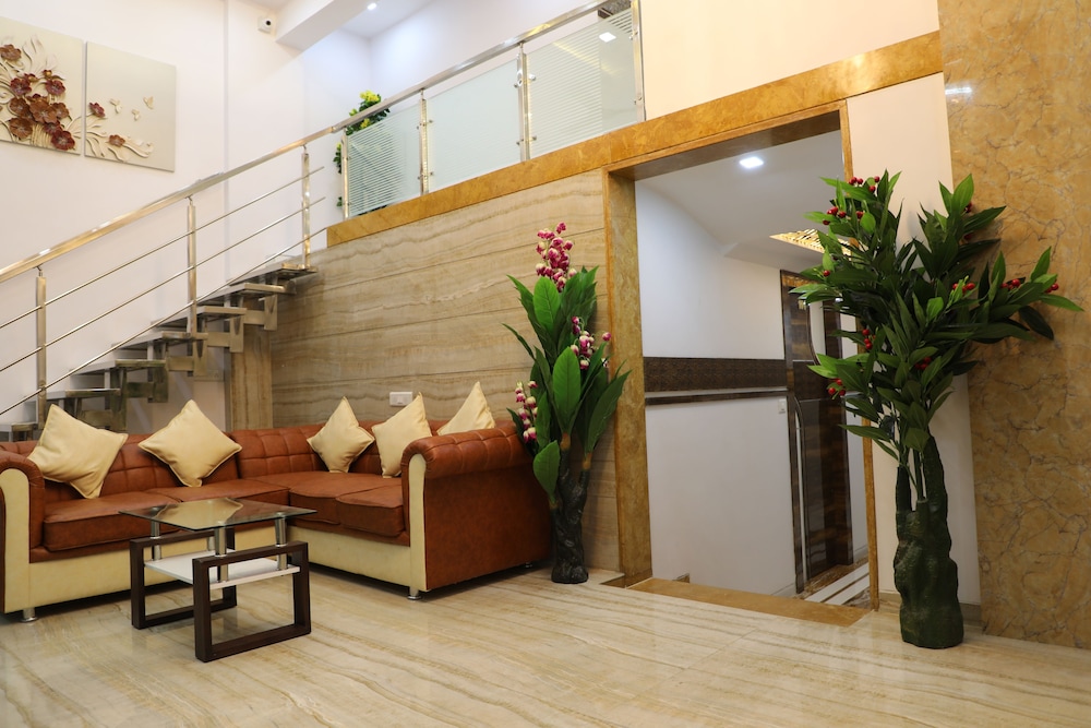 Hotel Pearl 33/50