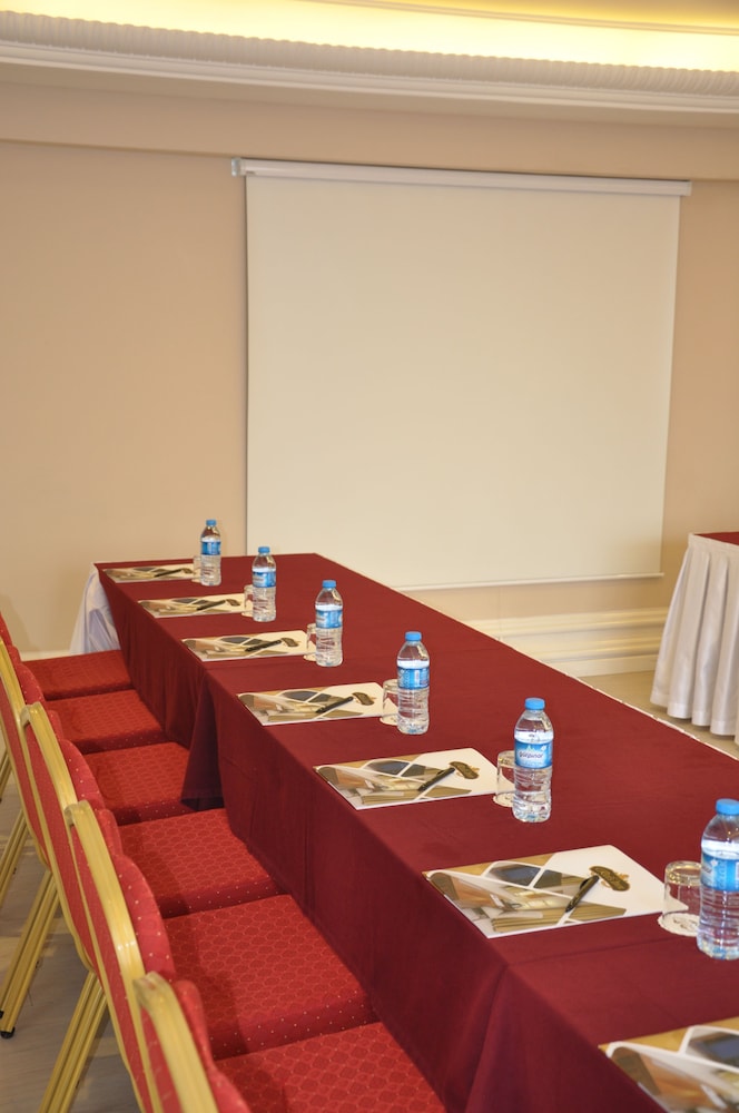 World Point Reis Inn Hotel 42/50