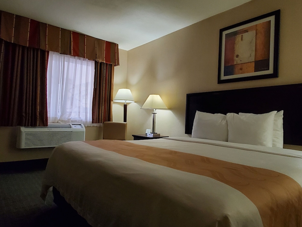 STANDARD, KING BED