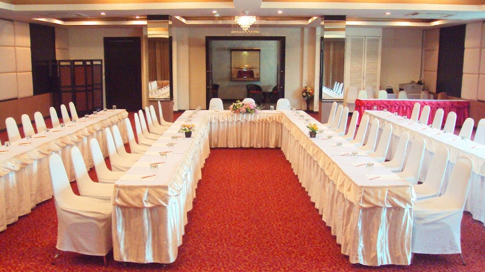 Ayara Grand Palace Hotel 45/52