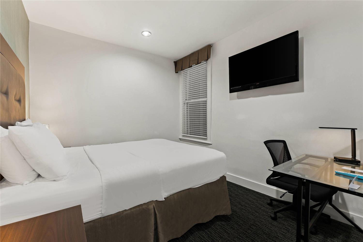 Quality Inn Philadelphia Center City 29/32