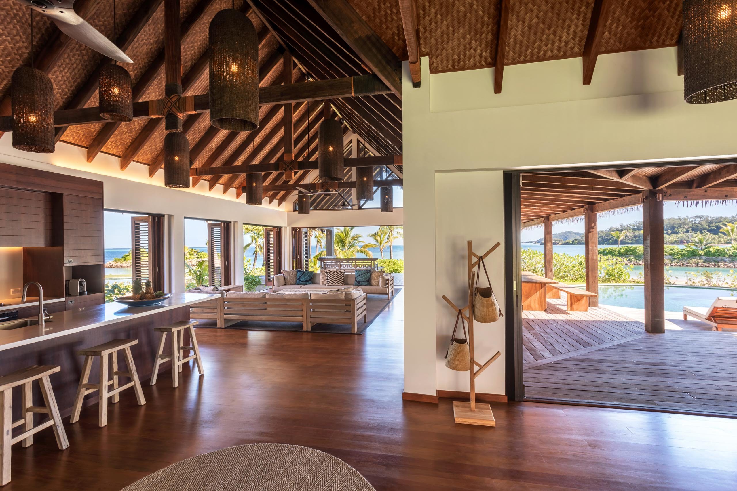 Pool Residence, 5 Bedrooms, Beach Front