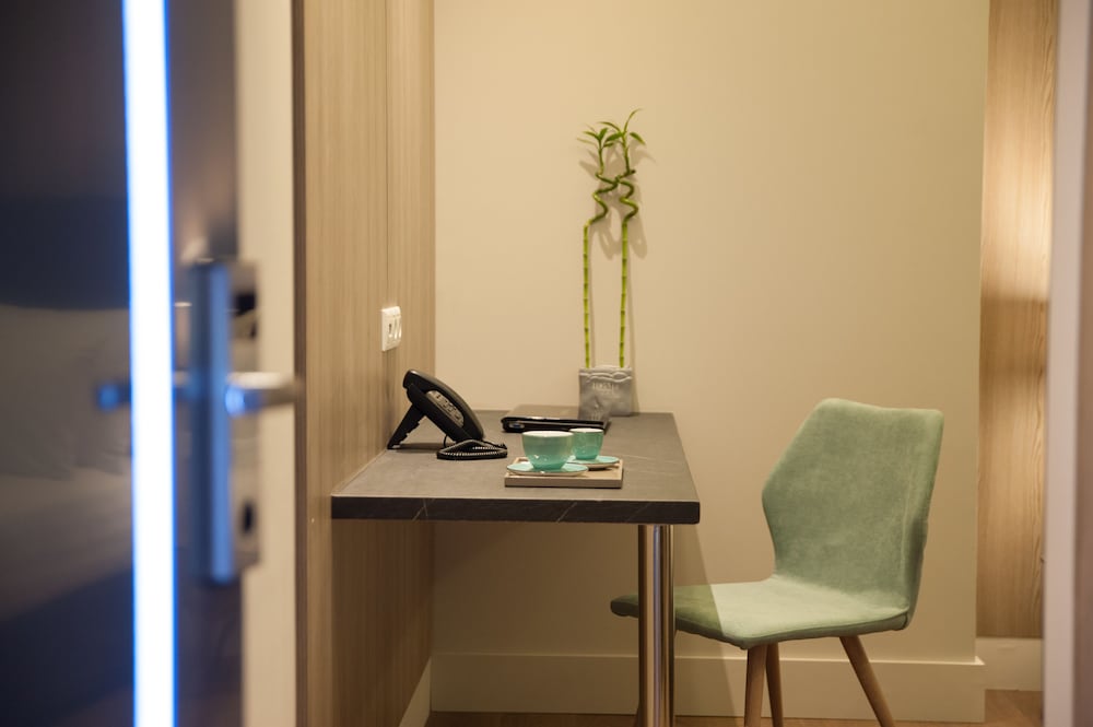 Athens Platinum Rooms and Suites 10/57