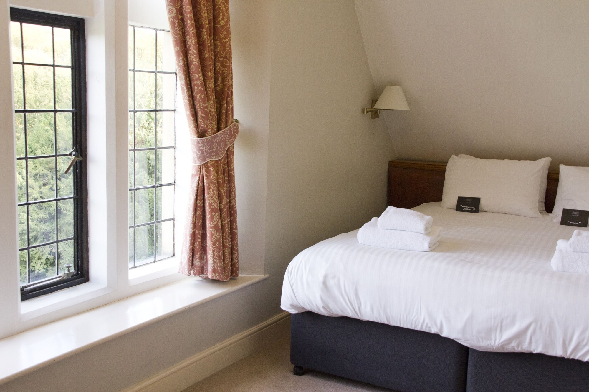 House, Double Bed