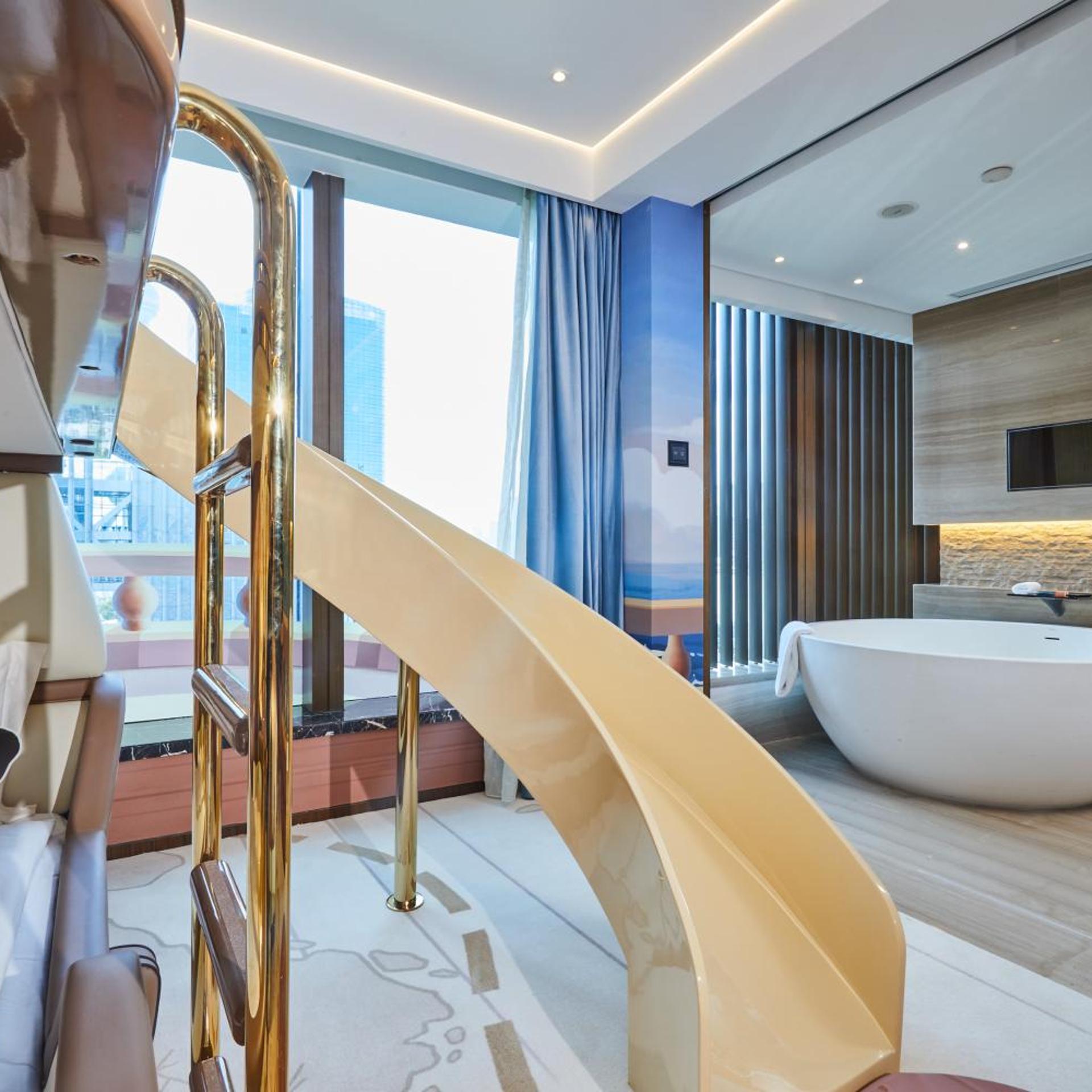 Theme, Mandarin, River, King Bed