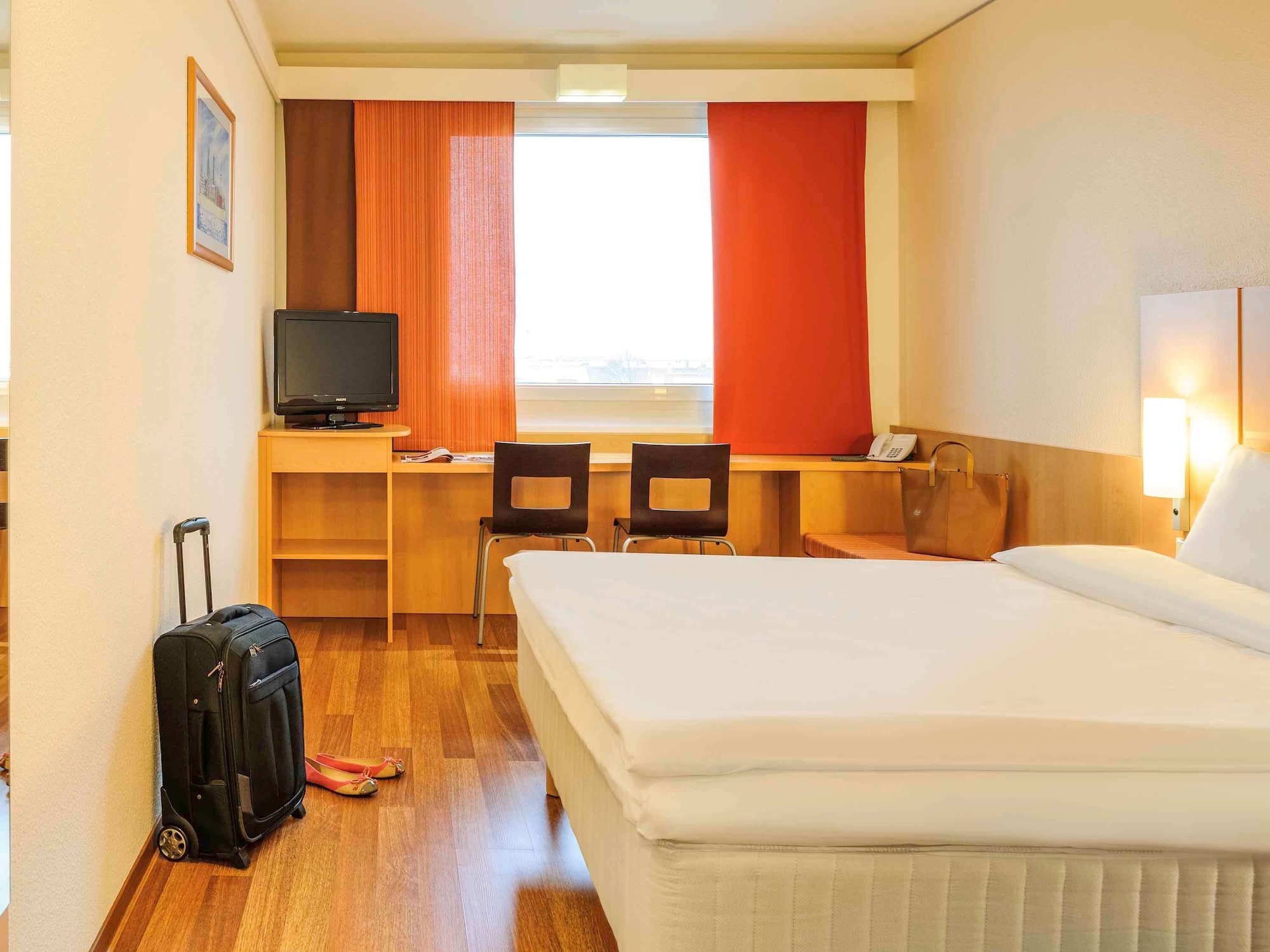 STANDARD, DOUBLE BED