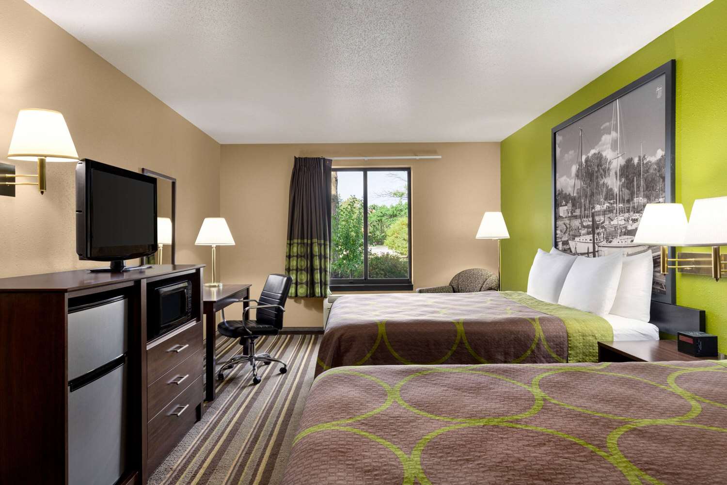 Super 8 By Wyndham Germantown/Milwaukee 10/41