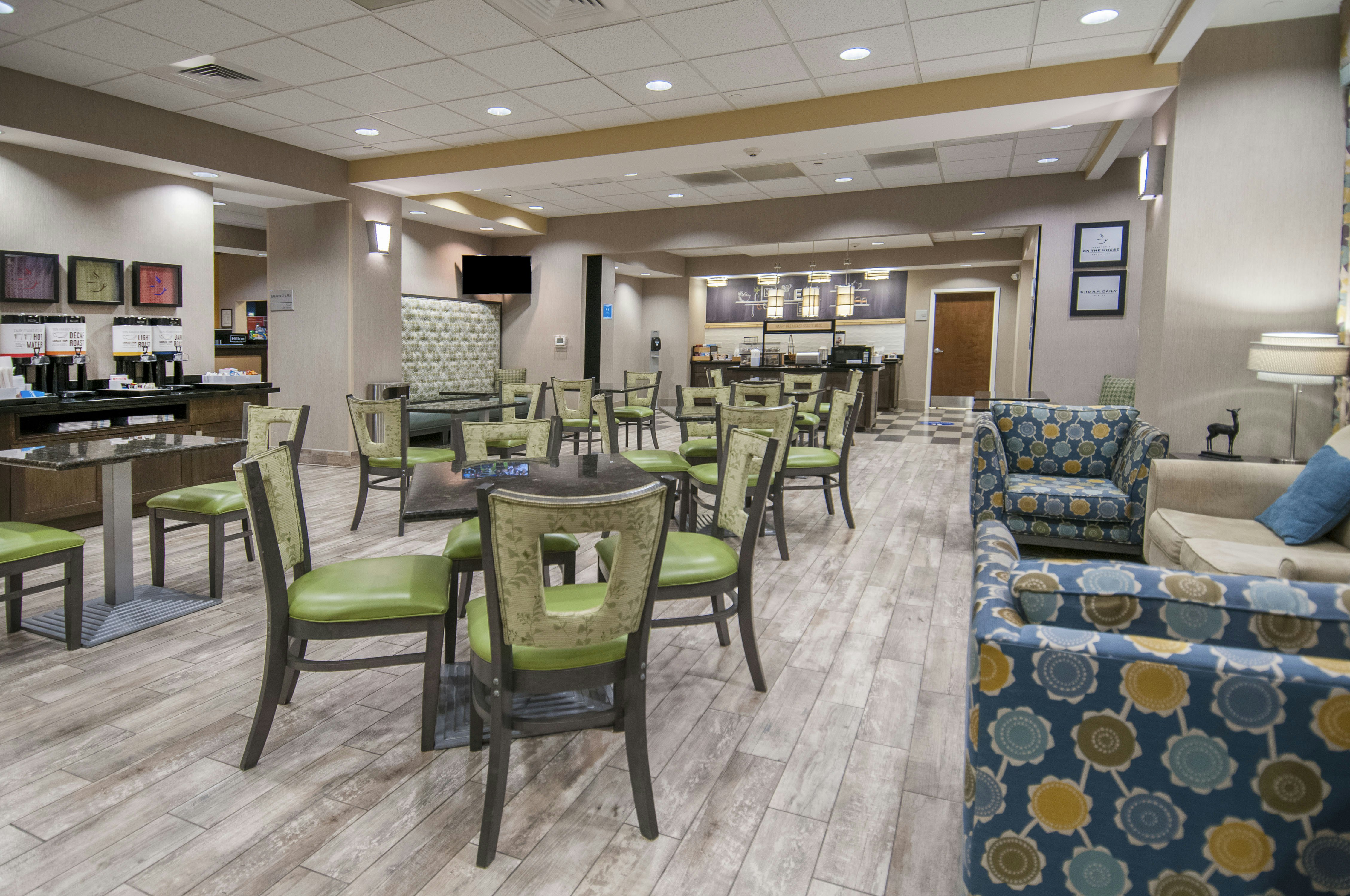 Hampton Inn Hernando Ms 41/65