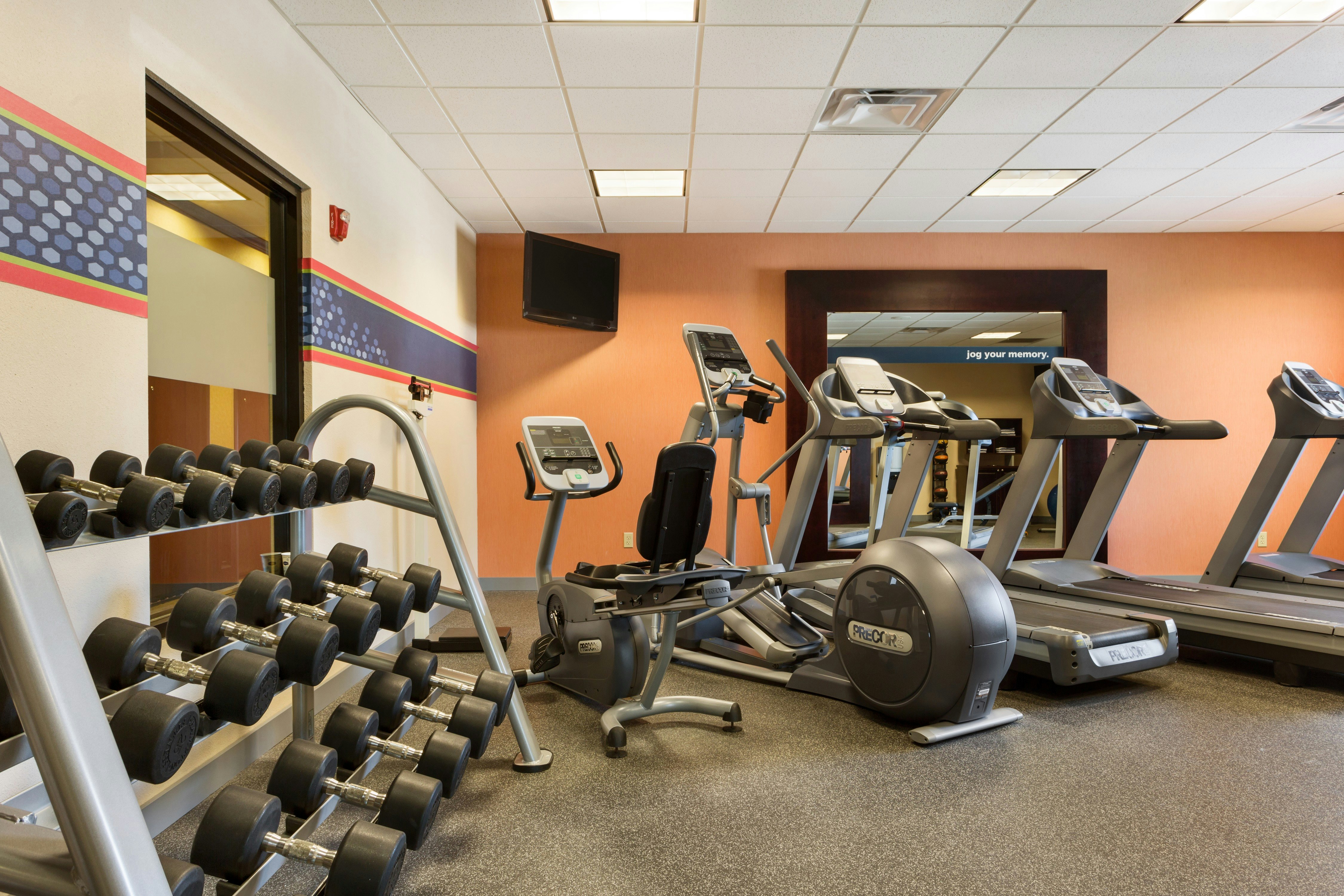 Hampton Inn & Suites Mission 28/54
