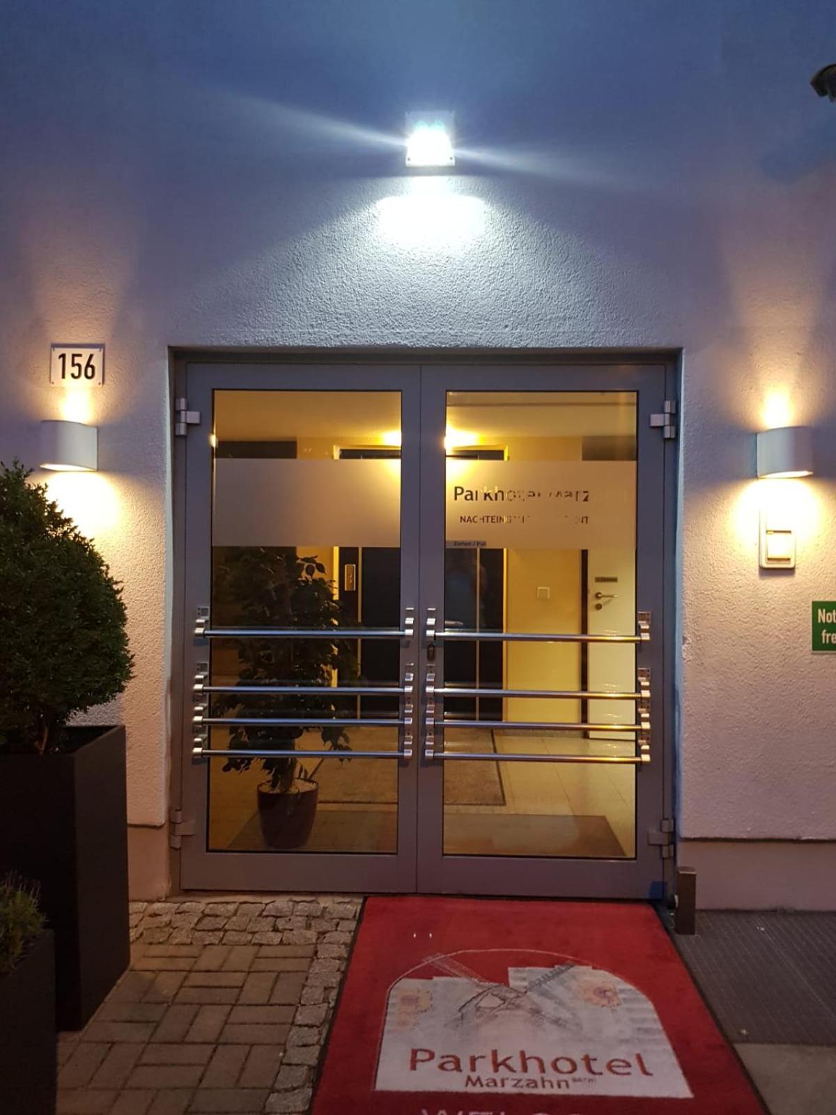 Parkhotel Marzahn 1/50