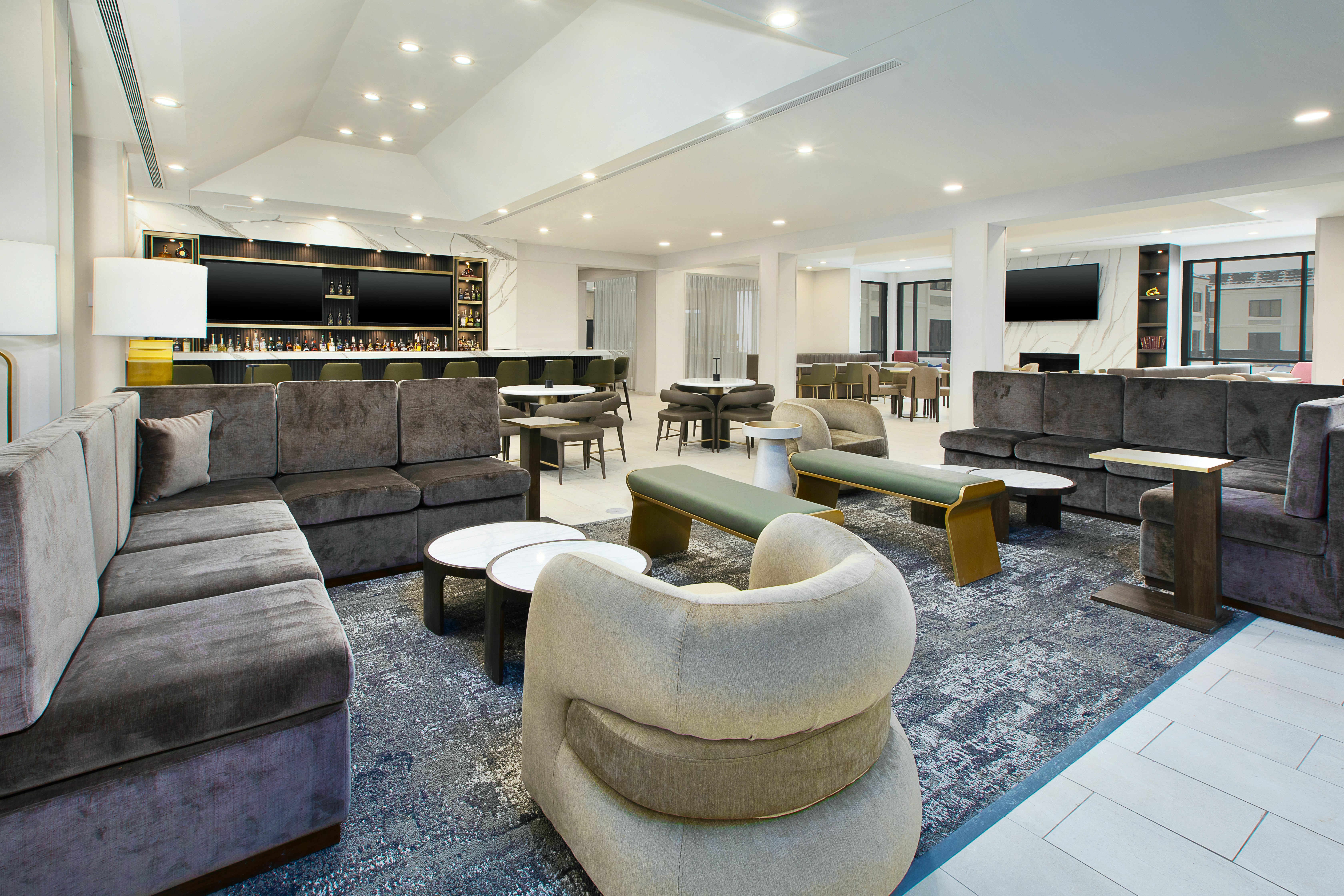 Doubletree By Hilton Detroit Novi 38/74