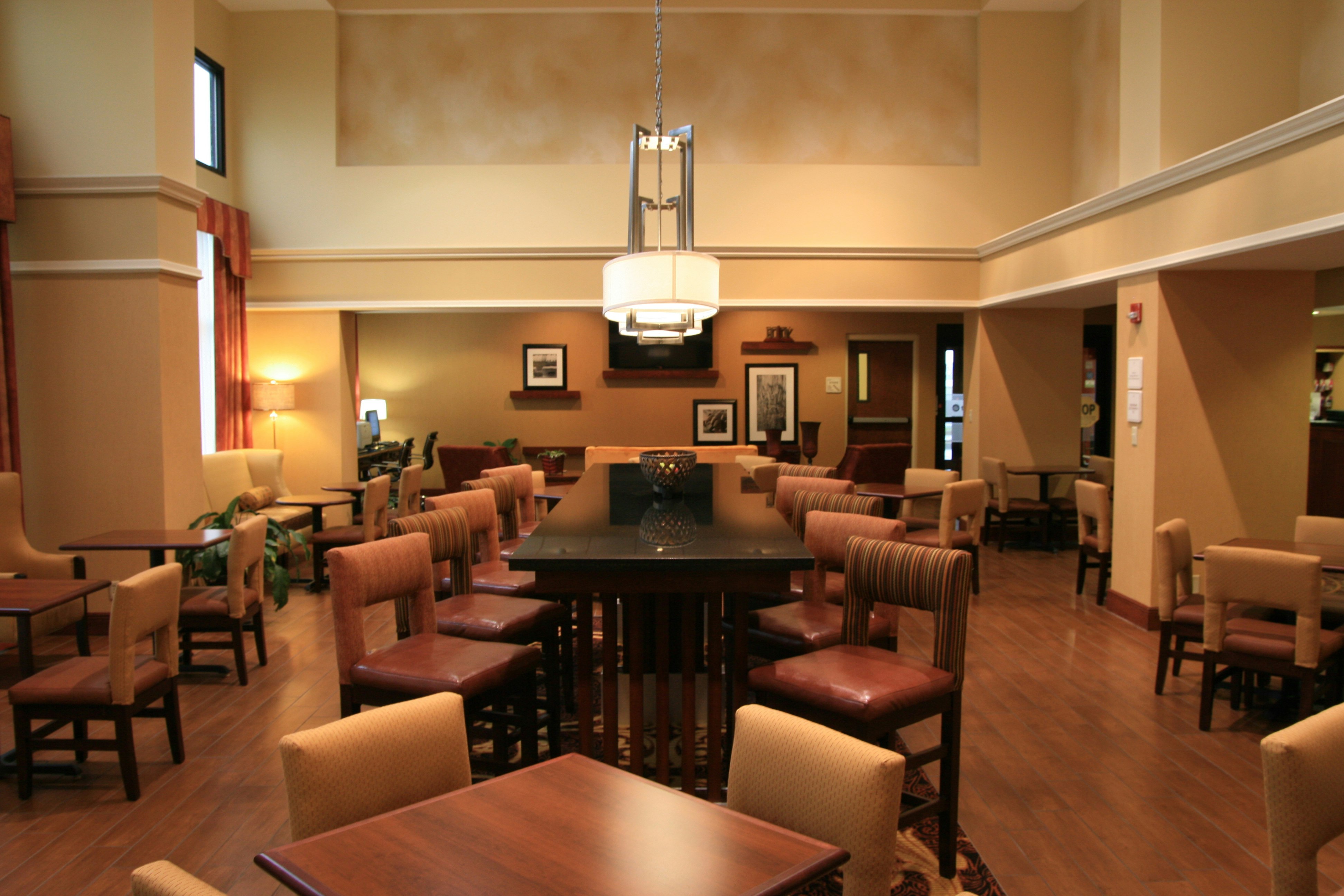 Hampton Inn And Suites Springfield Southwest 38/54