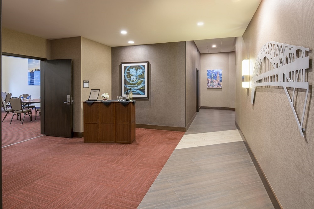 Hyatt Place Cleveland Westlake Crocker Park 44/66