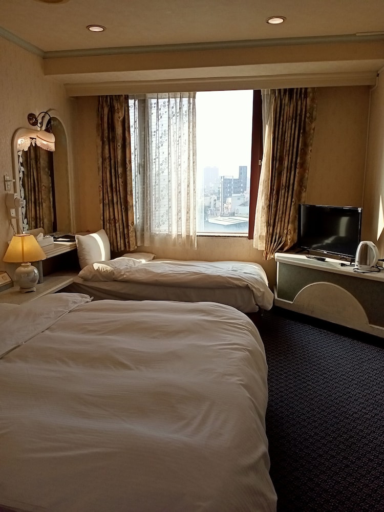 Chungli Business Hotel 22/48