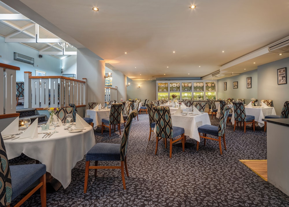 ARKLOW BAY HOTEL 42/55