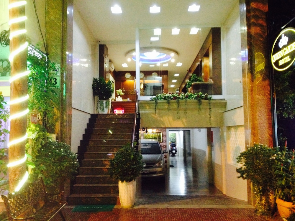 Queen Garden Hotel 13/65