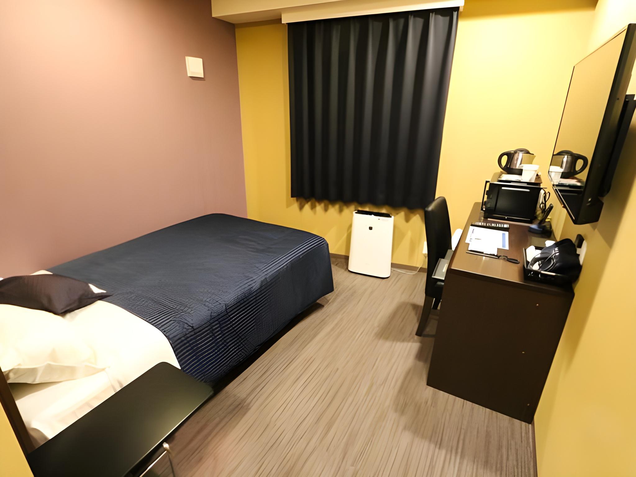 Semi Room, Standard, King Bed