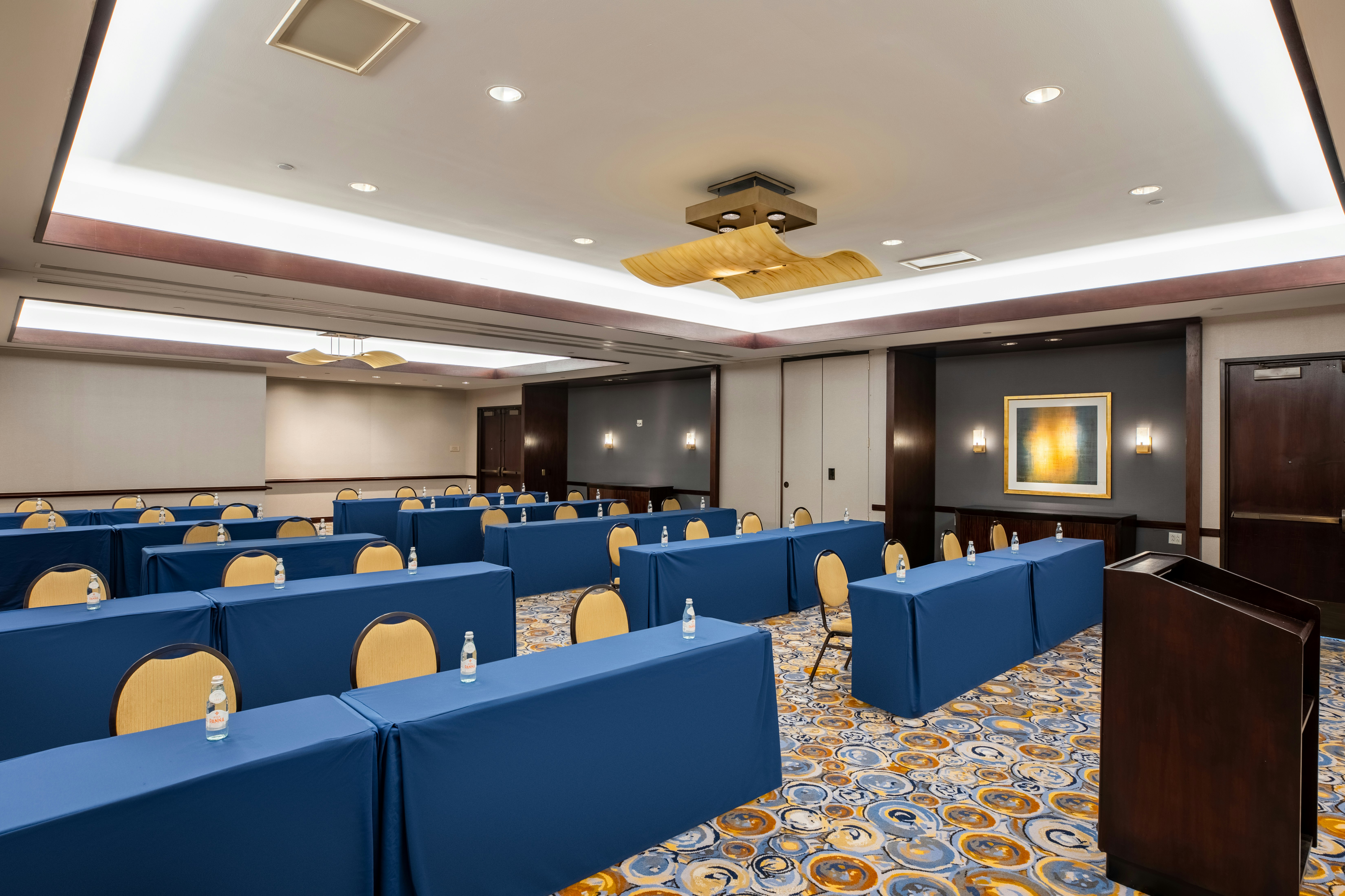 Hilton Americas Houston 72/85