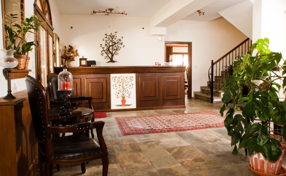 Erofili Hotel and Suites 4/45