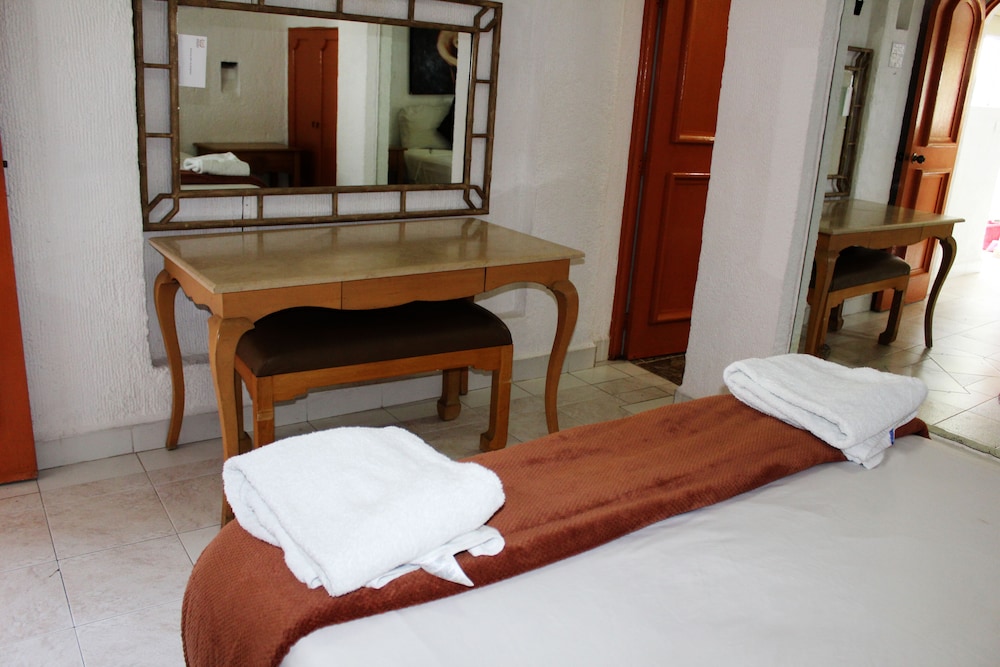 D`CESAR HOTEL ACAPULCO 30/54