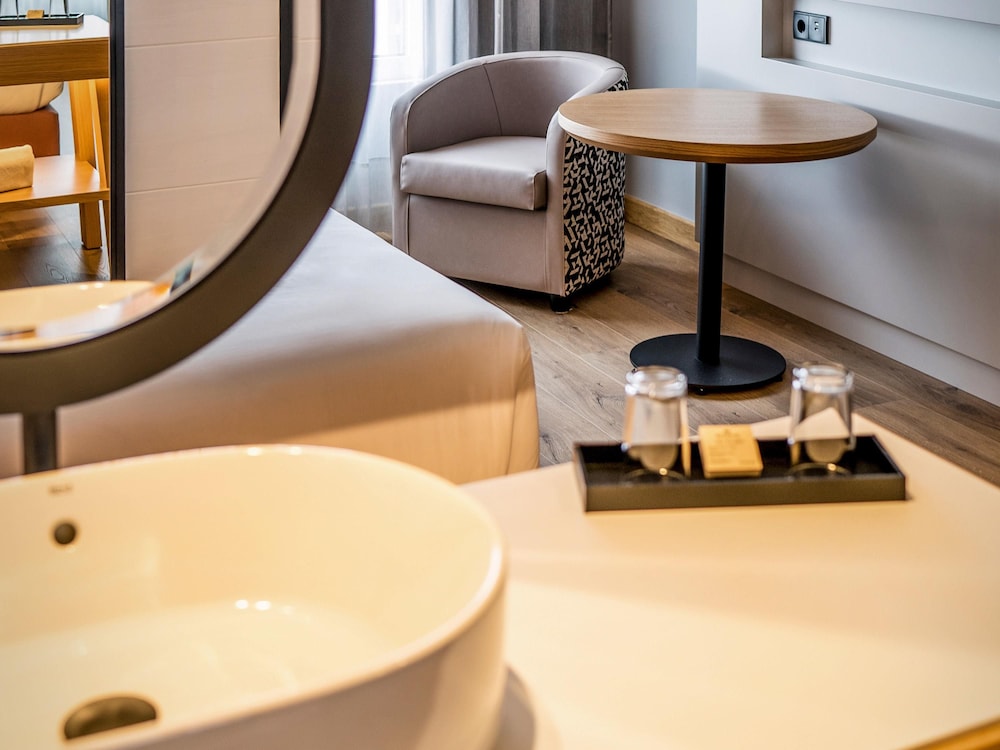 Mercure Lugo Center 29/66
