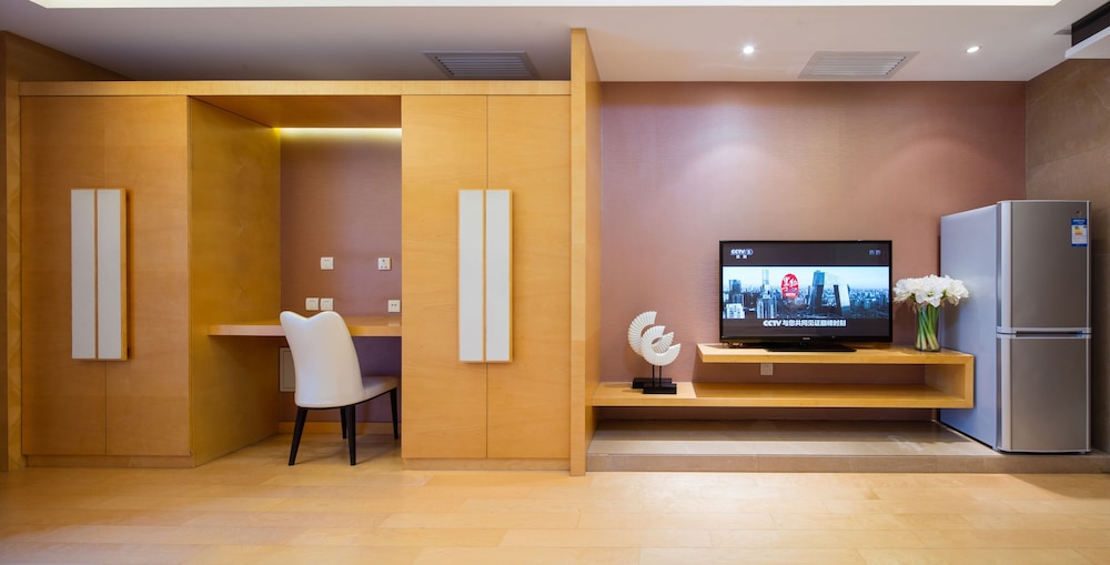 Sanlitun Xin Xiang Ya Yuan Apartment 13/49