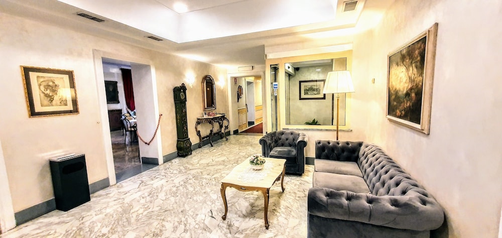 Hotel Orazia 37/57