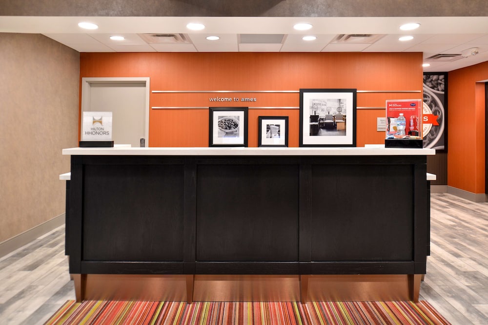 Hampton Inn And Suites Ames Ia 9/45