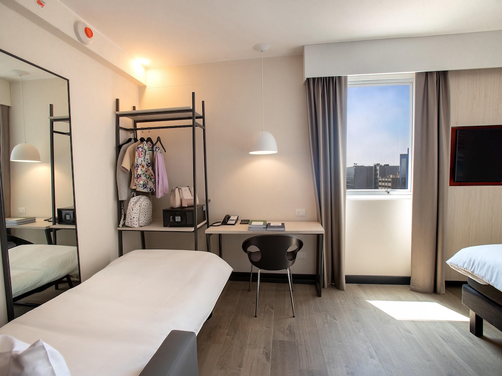 Ibis Styles Lima Benavides Miraflores 6/48