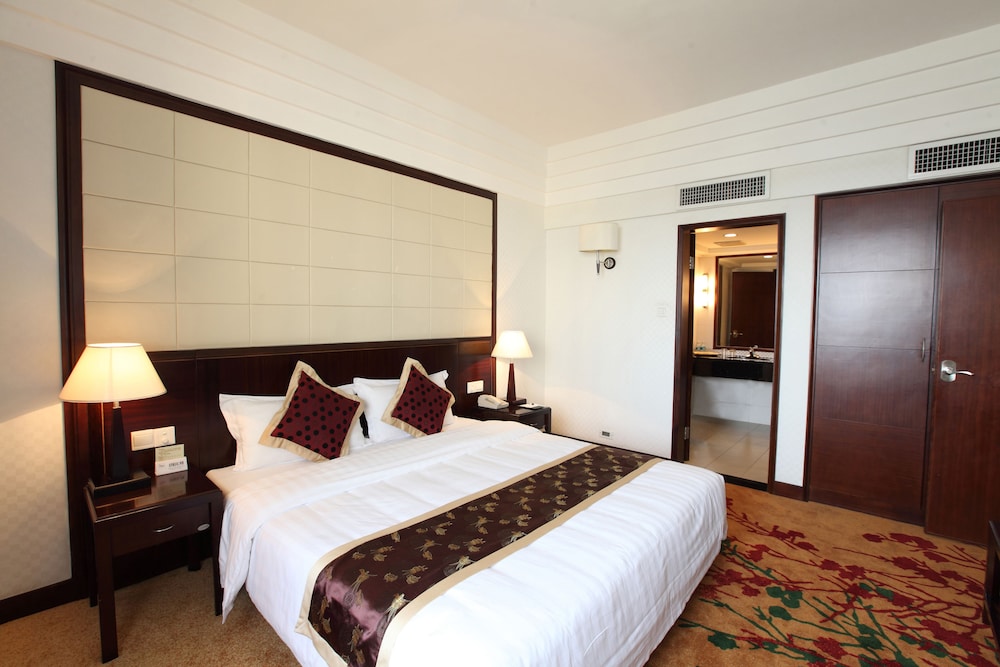 Guangzhou Hotel 10/50