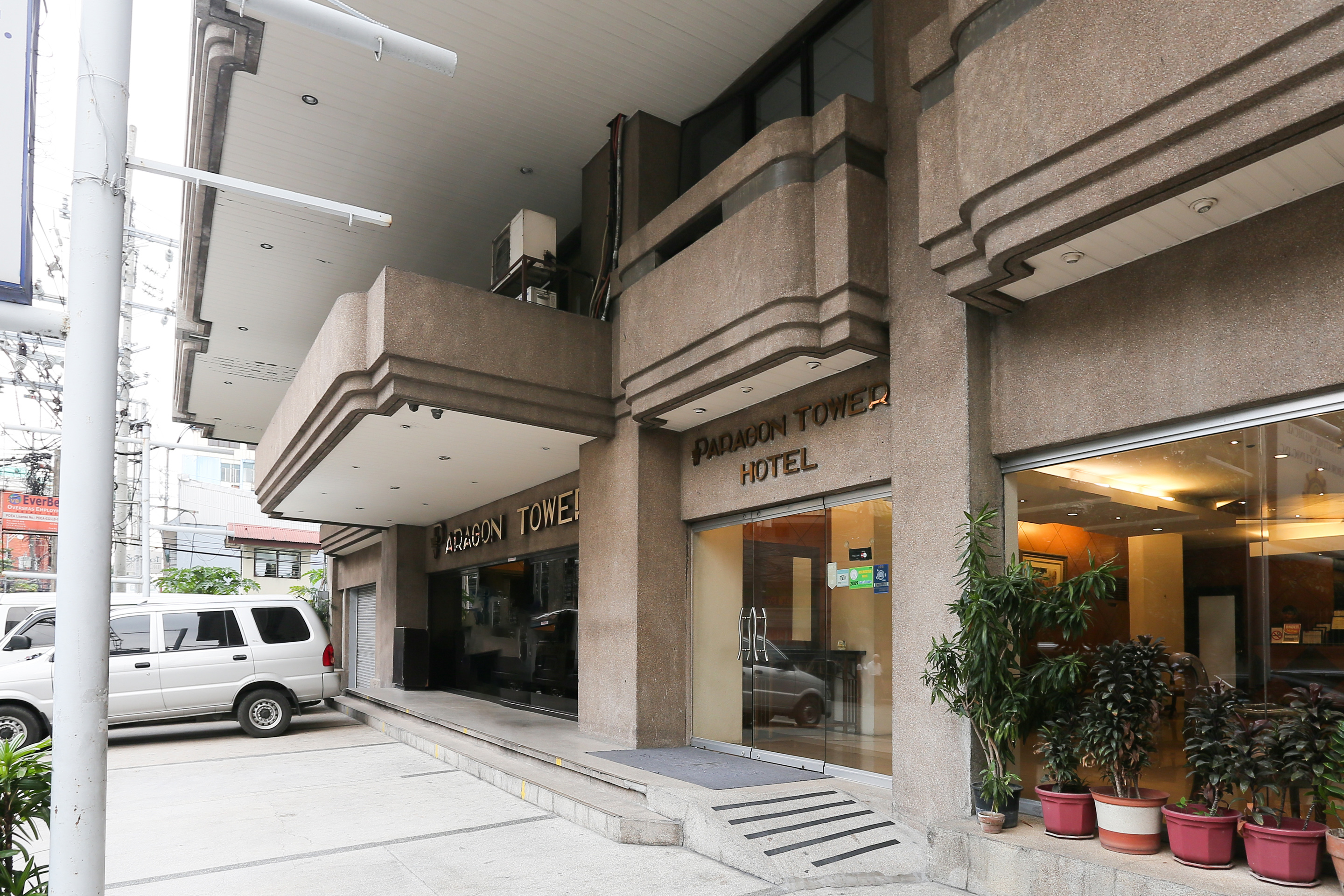 Paragon Tower Hotel 42/50