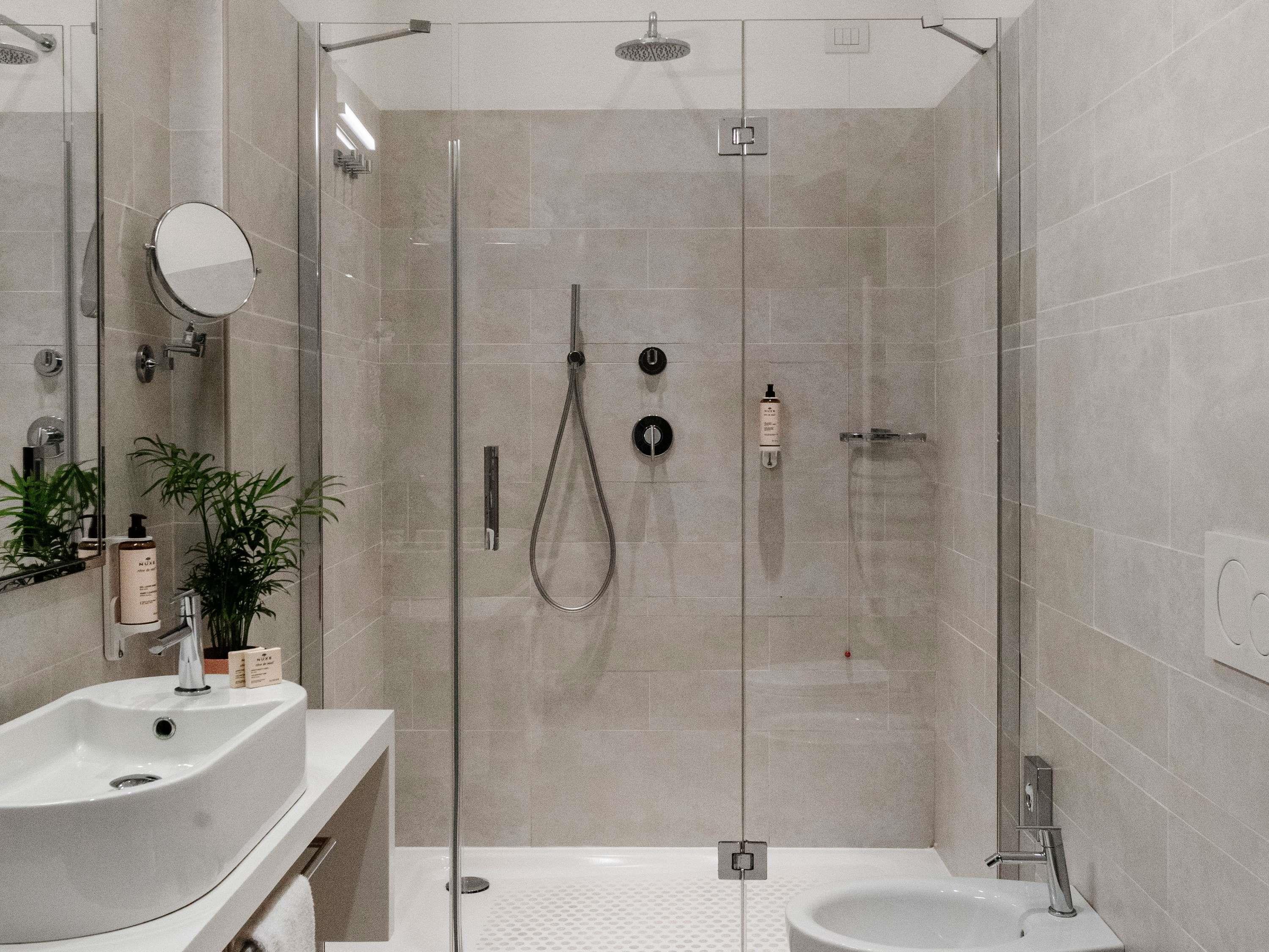 غرفة سوبيريور بسرير كينج، MERCURE FIRENZE CENTRO 10/10