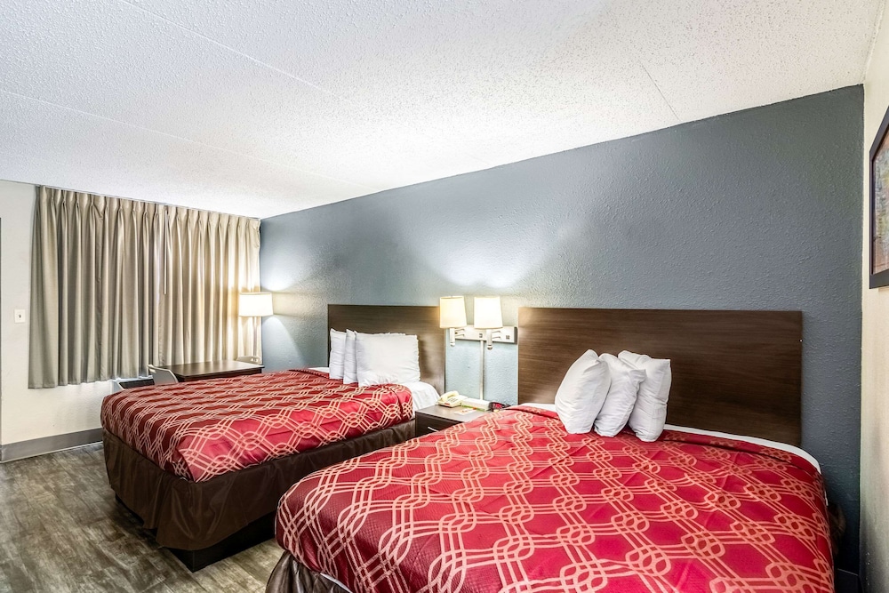 Econo Lodge Crestview South 15/31