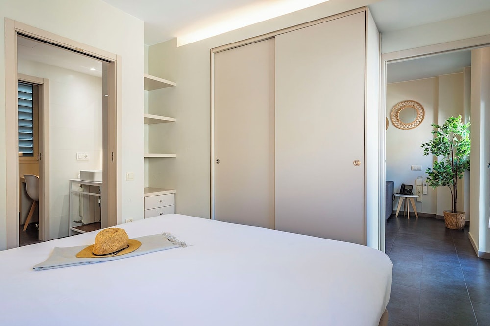 Aparthotel BCN Montjuic 43/96