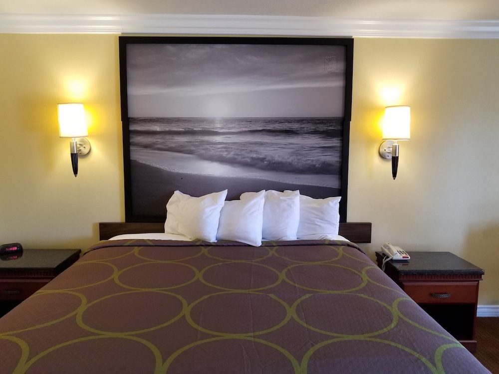 Super 8 By Wyndham Cypress Buena Park Area 18/44