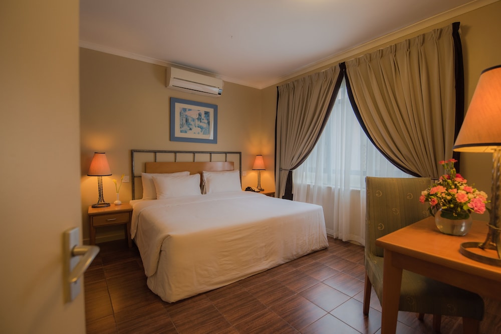 Protea Hotel by Marriott Dar es Salaam Oyster Bay 10/67