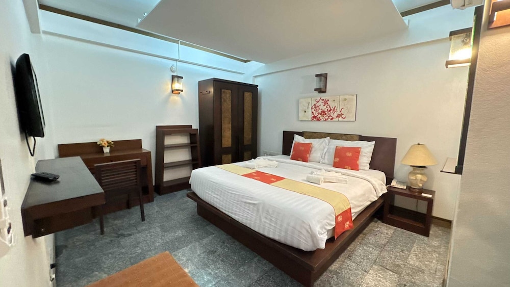 Rainforest Chiangmai Hotel 34/81