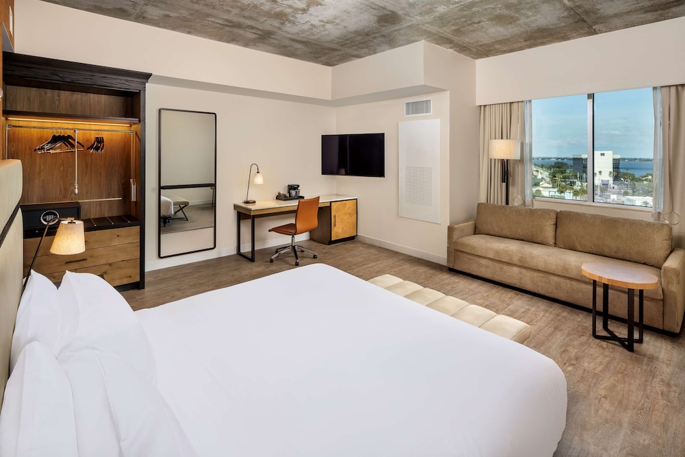 Hotel Melby Downtown Melbourne Tapestry Collection by Hilton 24/57
