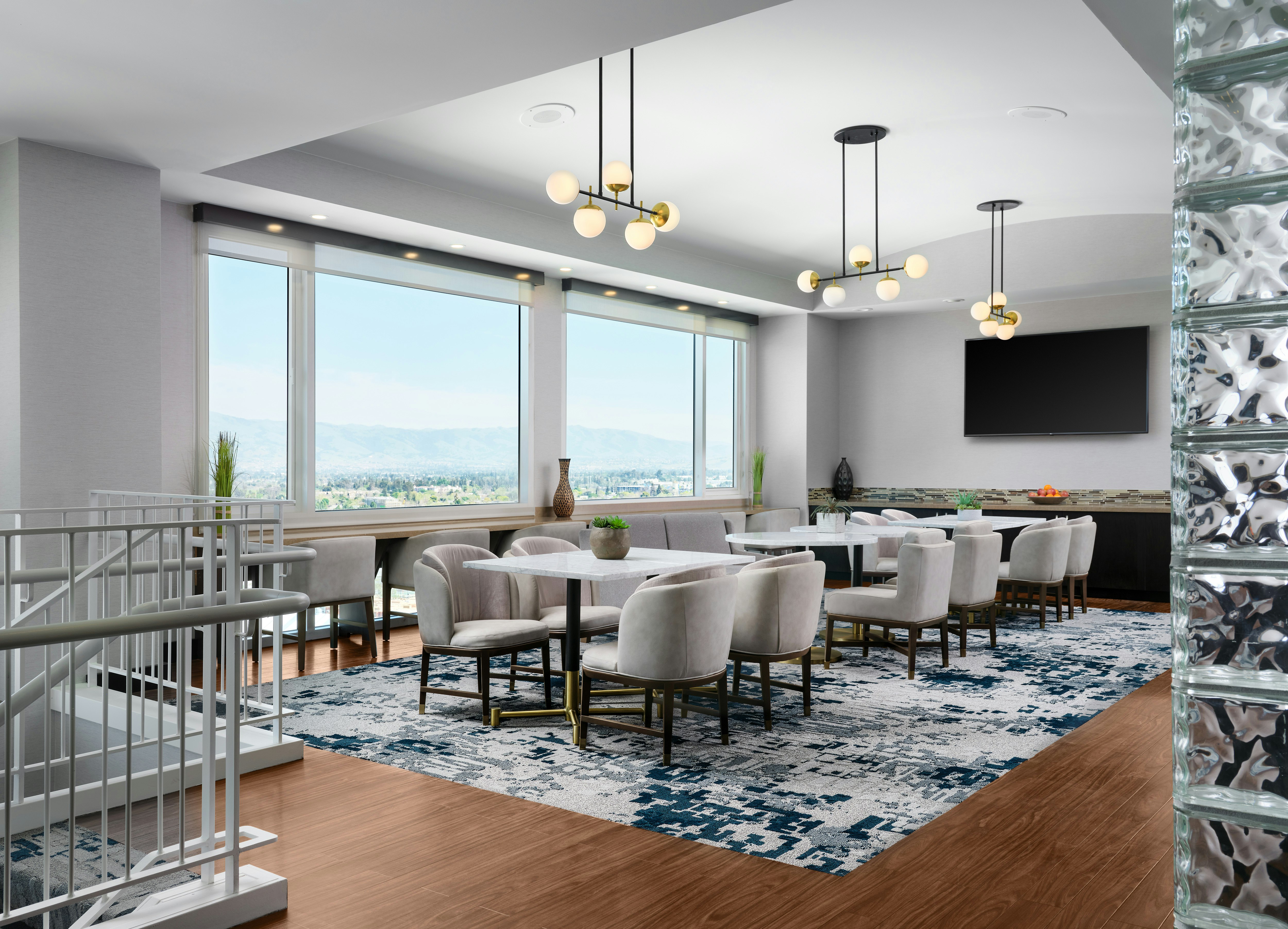 Hilton San Jose 56/64