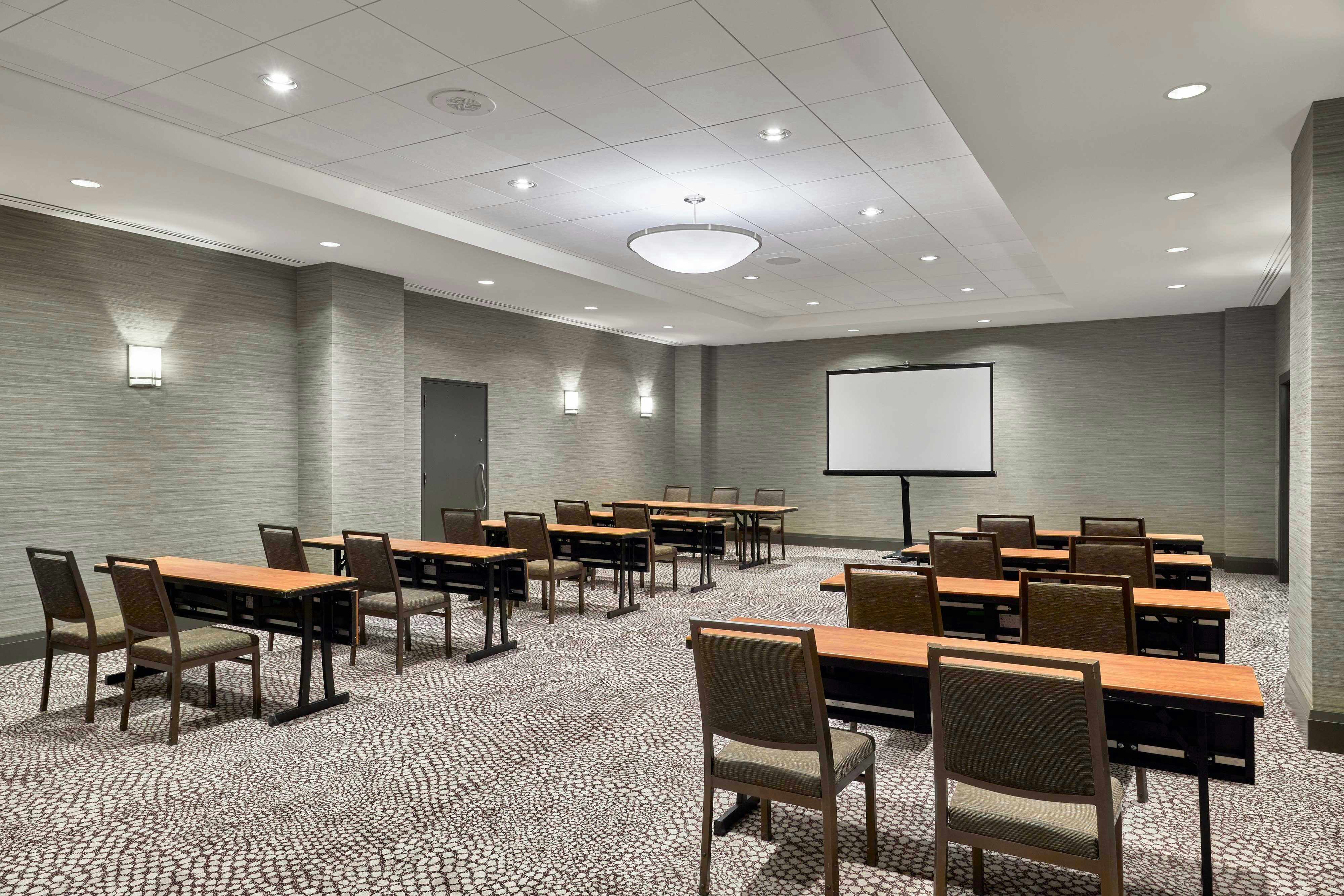 Westin Edmonton 34/40