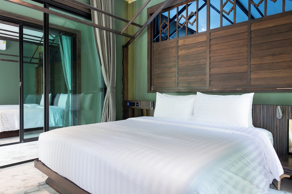 Grand, Wooden, Style, Suite, King and Twin Beds، Ao Cho Grandview Hideaway Resort 3/6