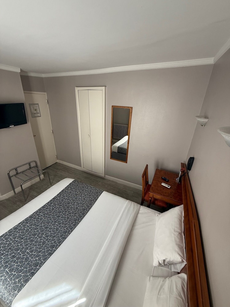 SUPERIOR, DOUBLE BED