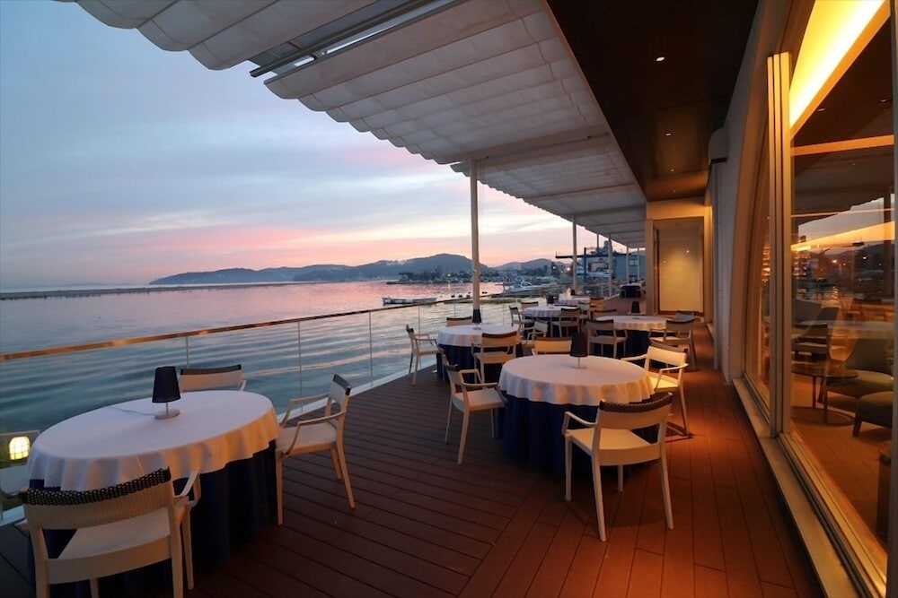 HOTEL LIMANI 46/64