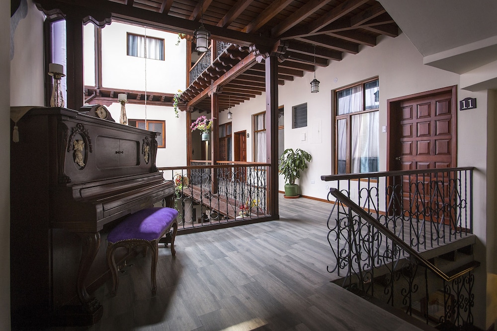 HOTEL COLONIAL SAN AGUSTIN 49/77