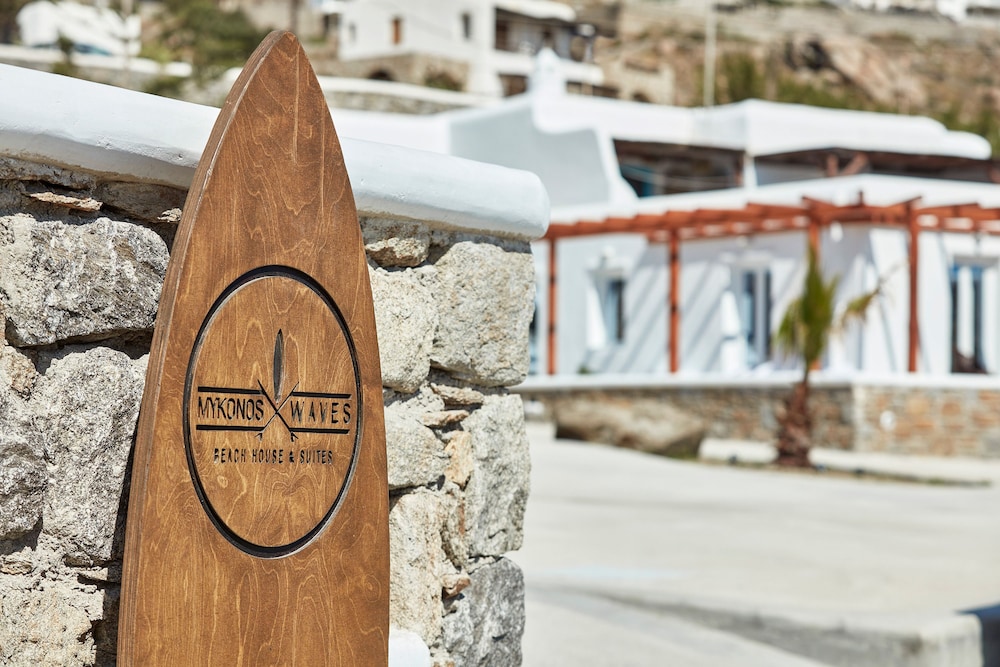 Mykonos Waves Beach House Suites 19/44
