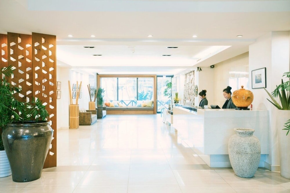 Sizihwan Sunset Beach Resort 6/50