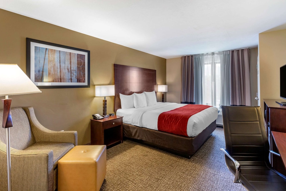 Comfort Inn & Suites Tooele-Salt Lake City 8/34