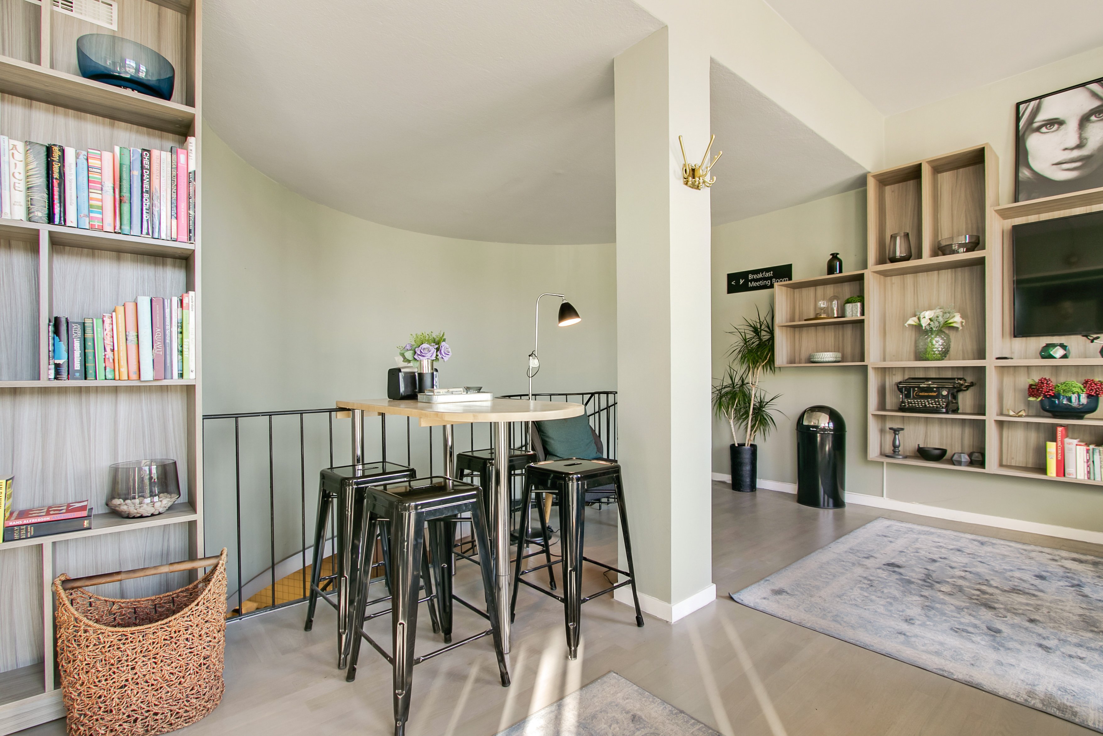 First Hotel Brommaplan 30/51