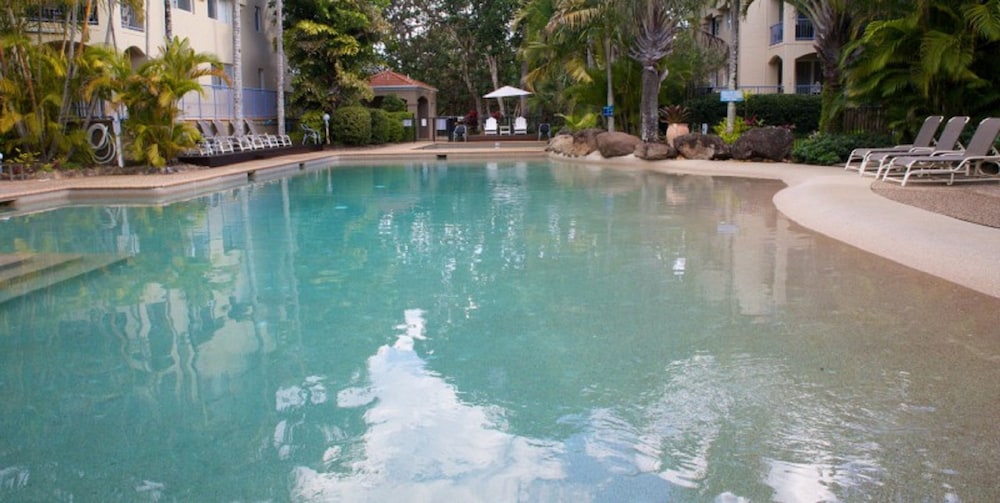 SANCTUARY LAKE APARTMENTS 53/58