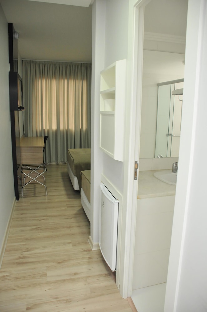 Hotel Vivendas Centro 16/35